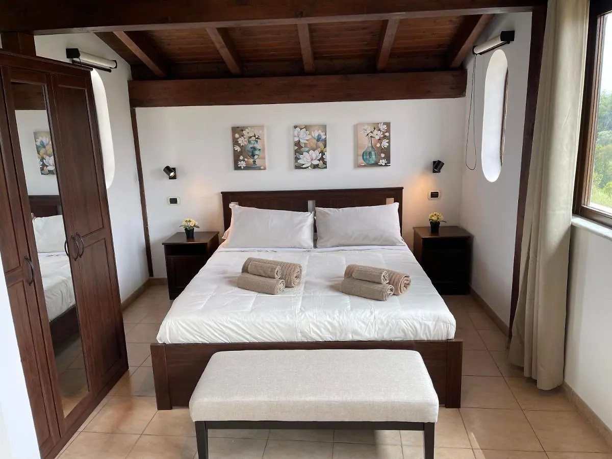 Appartement John Sea Suites Giardini-Naxos Italië