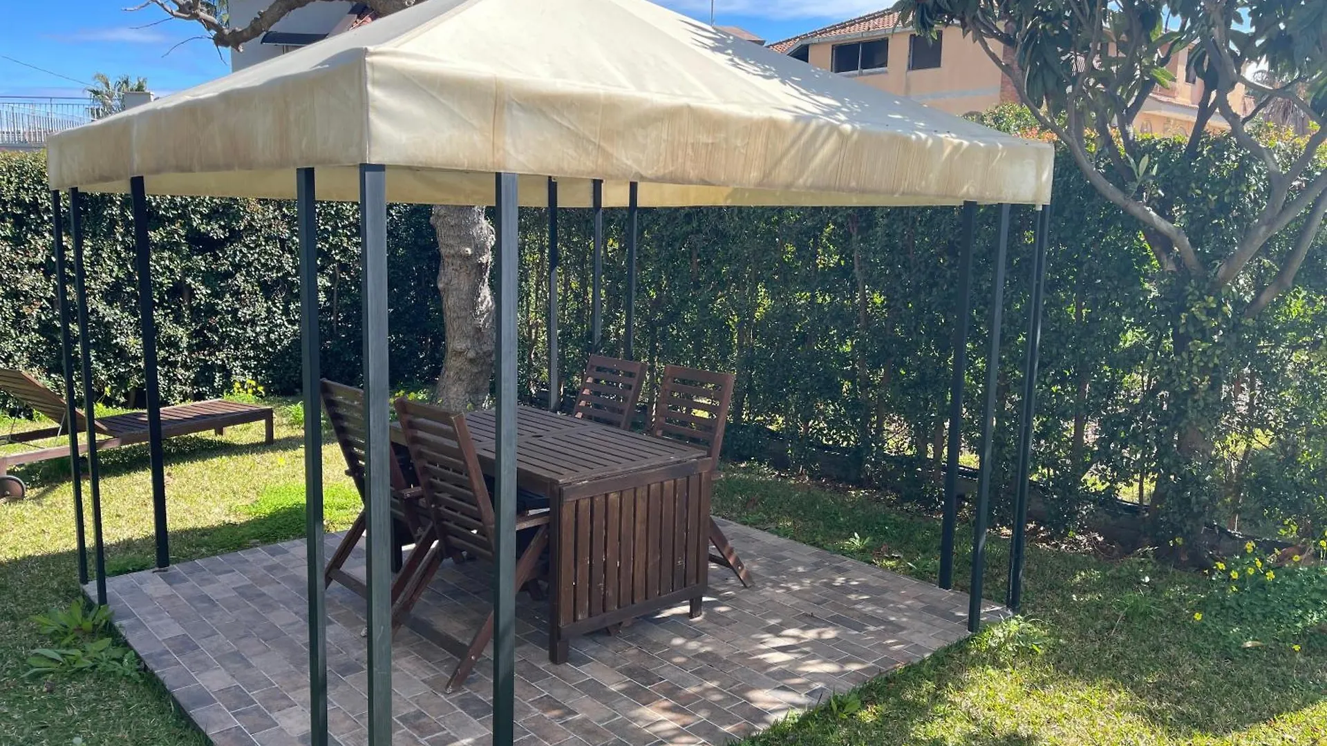 Appartement John Sea Suites Giardini-Naxos Italië