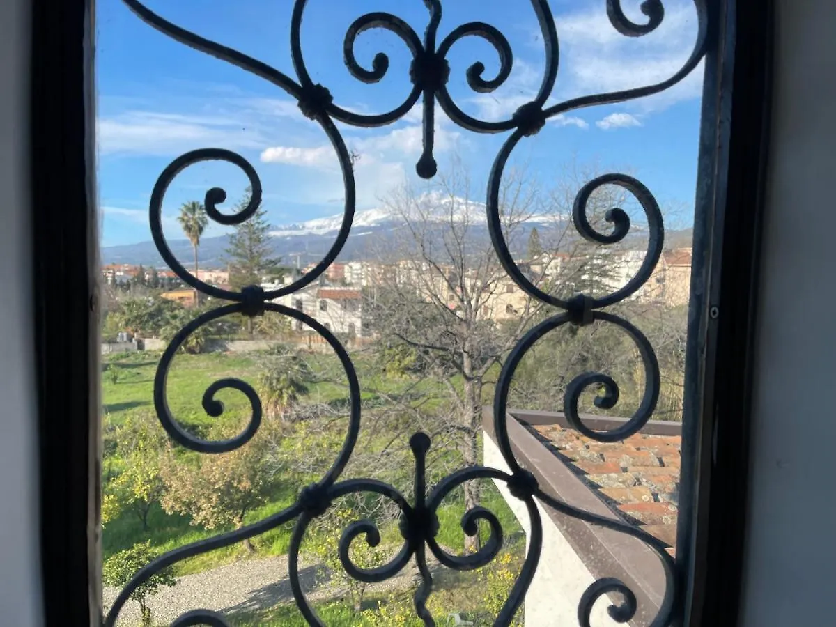 John Sea Suites Giardini Naxos Italien