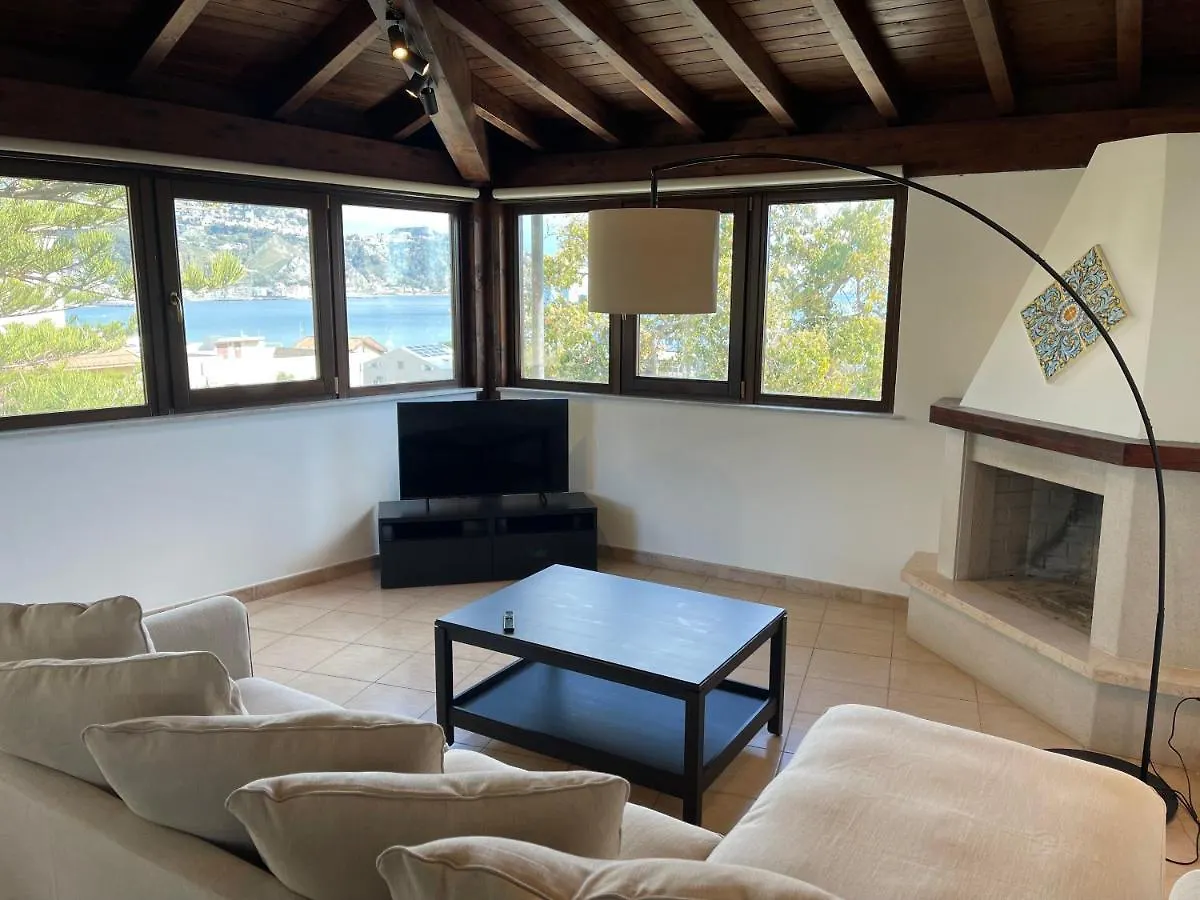 Lägenhet John Sea Suites Giardini Naxos
