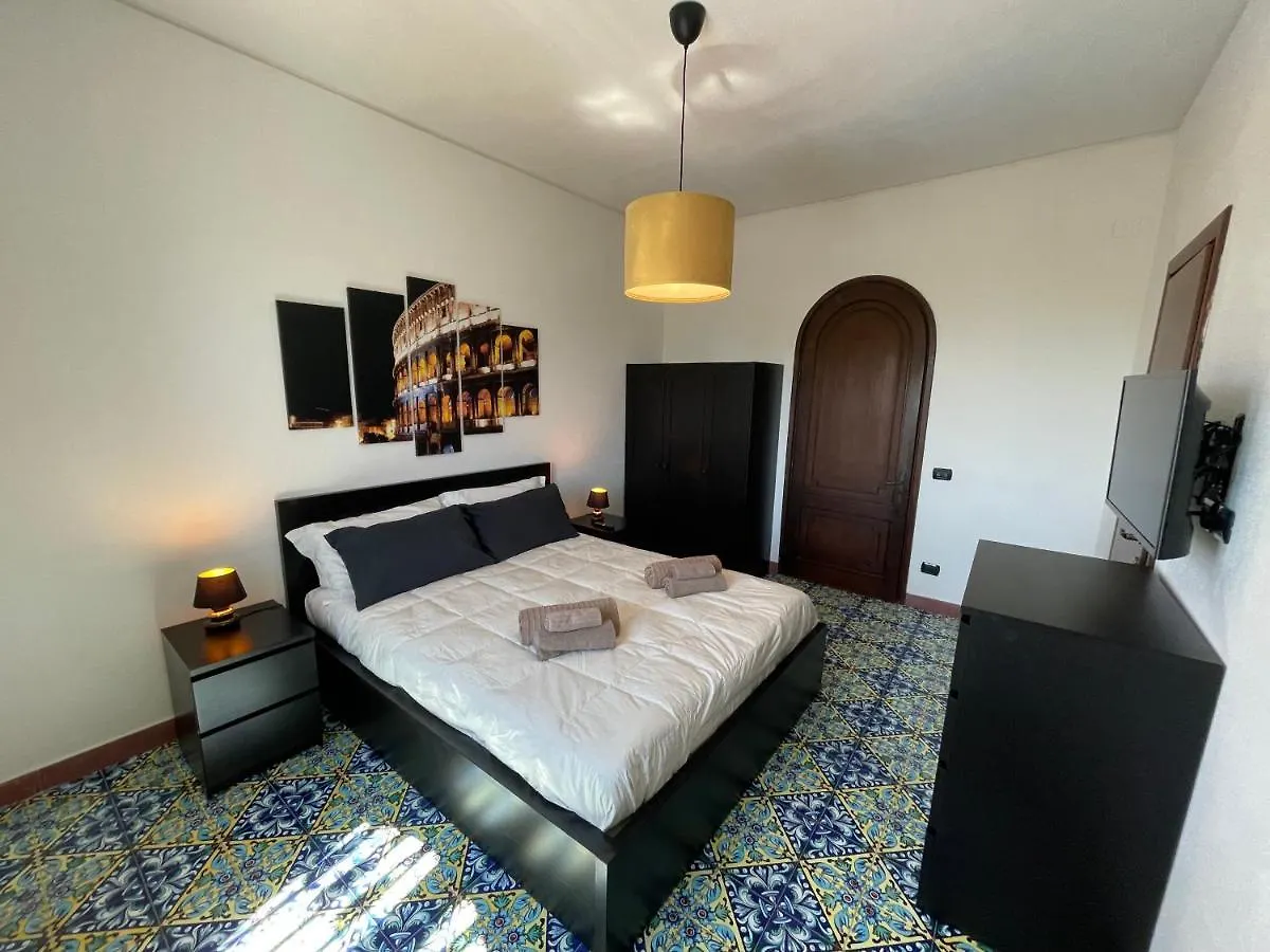 John Sea Suites Giardini Naxos 0*,  Italien