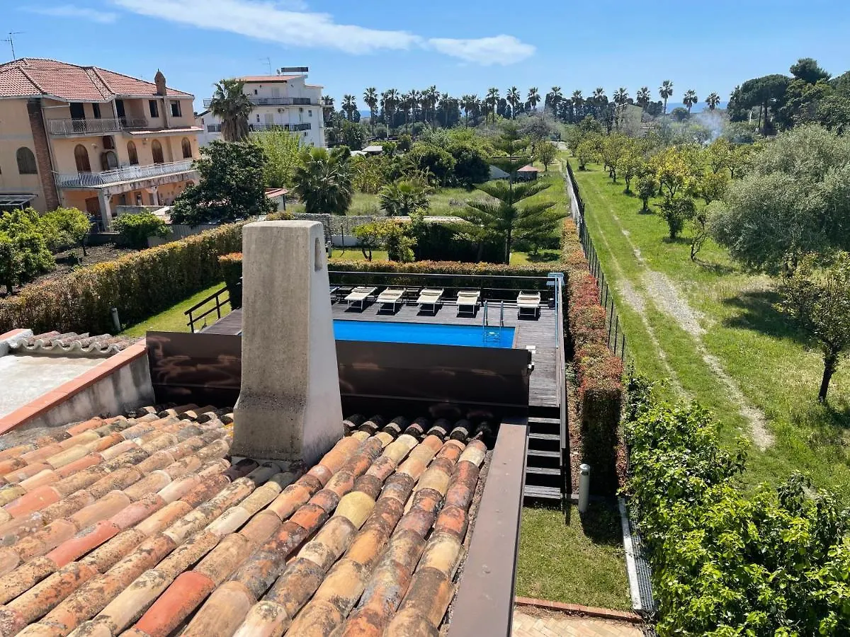 John Sea Suites Giardini Naxos Lägenhet