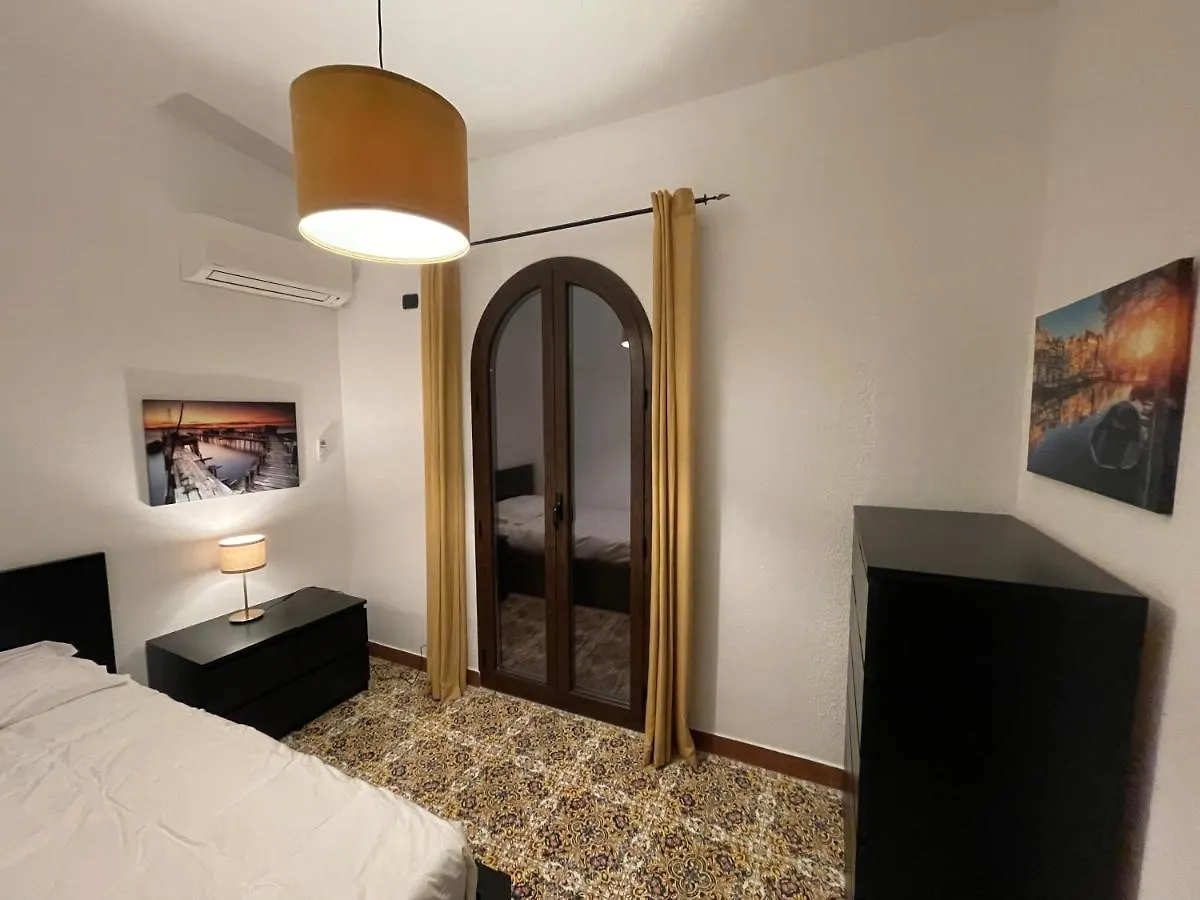 John Sea Suites Giardini Naxos 0*,