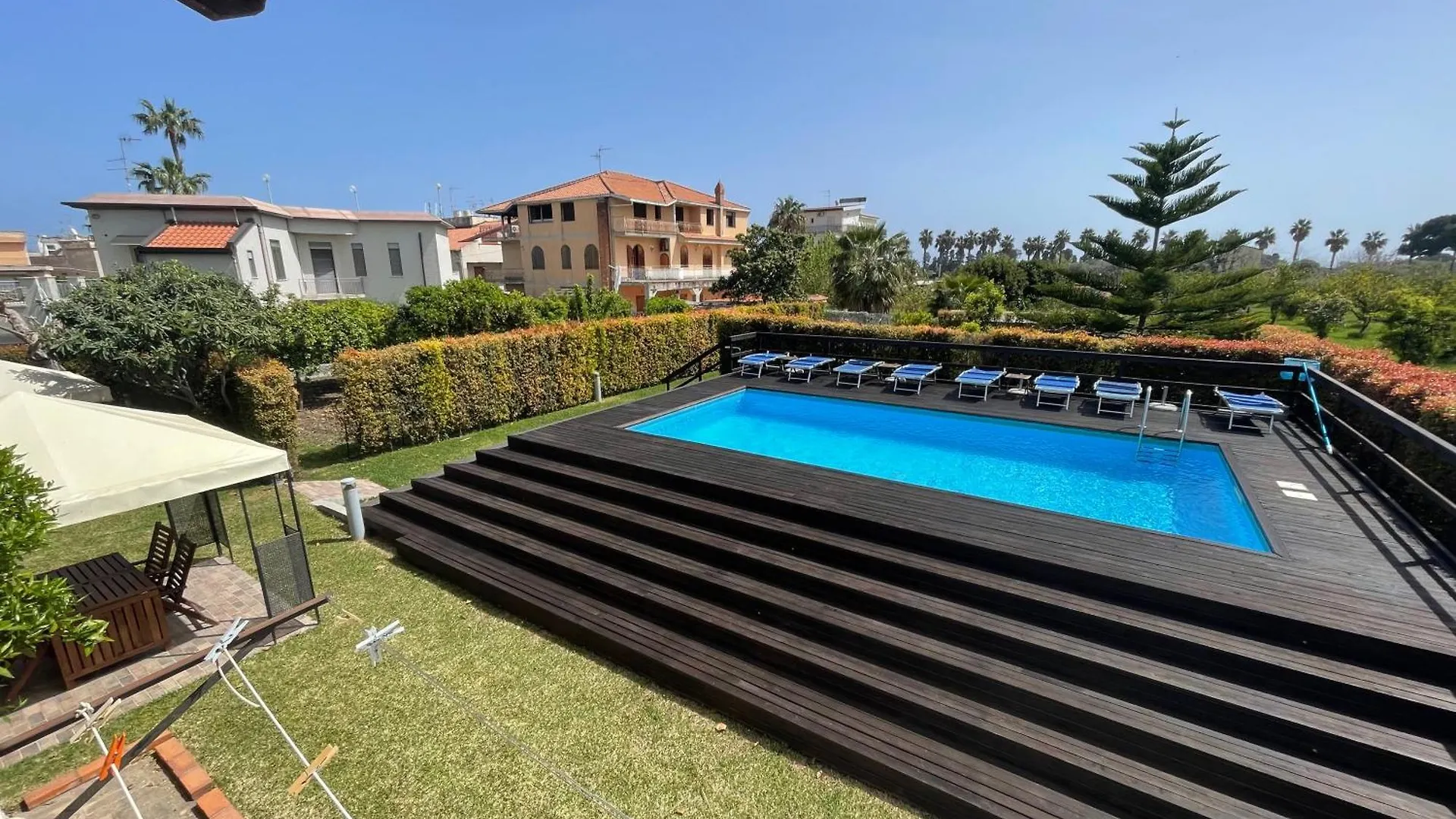 John Sea Suites Giardini Naxos Apartment
